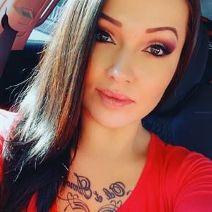 Meet your Posher, Marissa